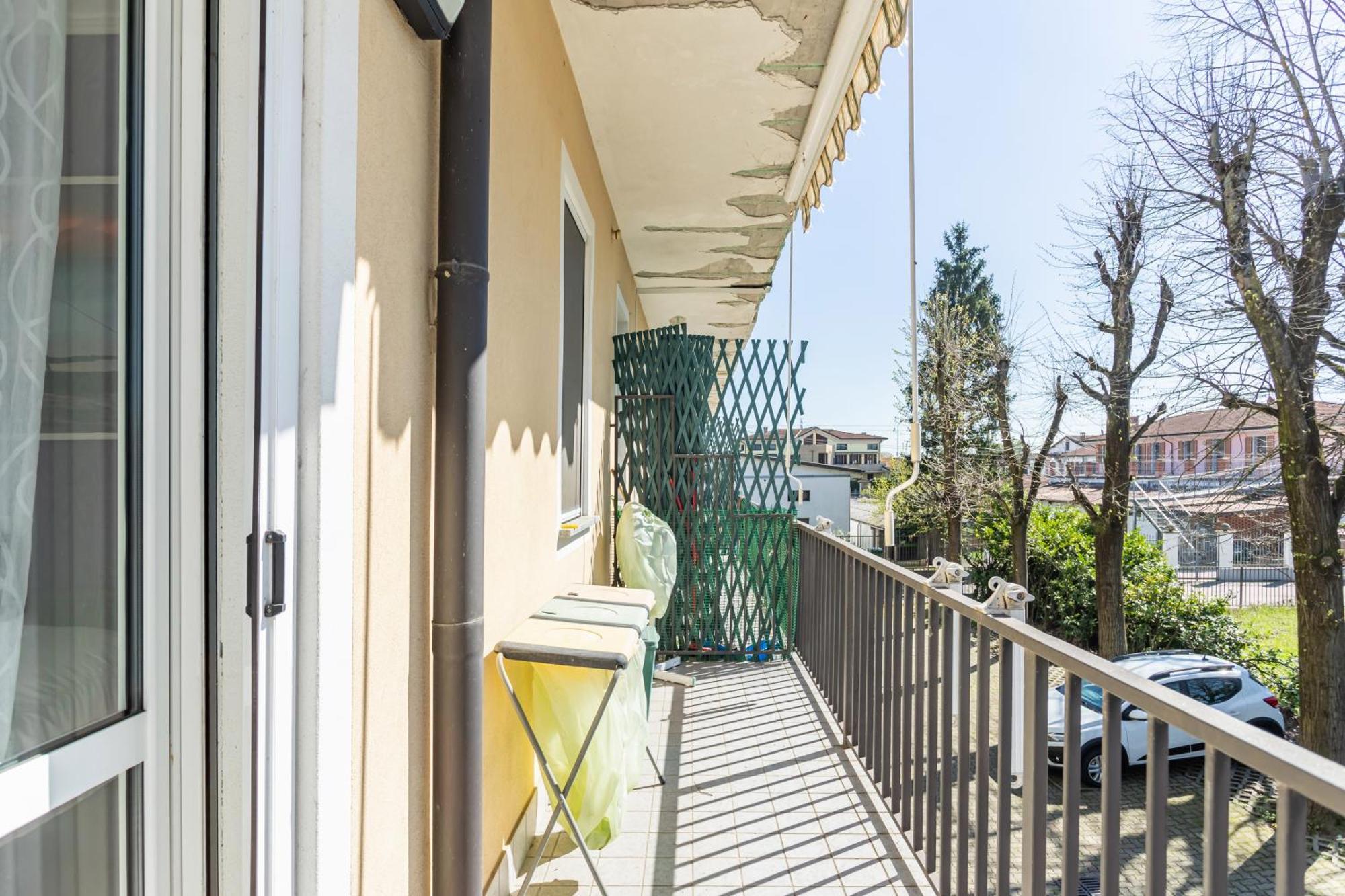 Lilly House - Travaco Siccomario - By Host4U Apartment San Martino Siccomario Exterior foto